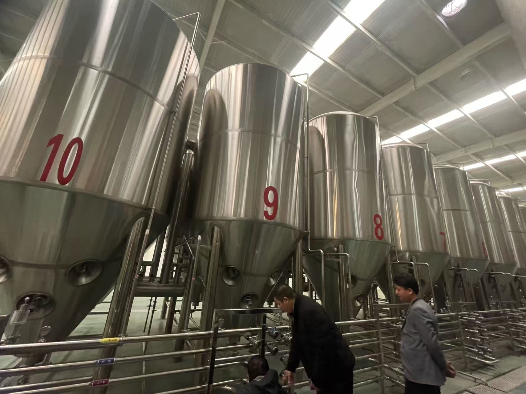 木垒精酿啤酒设备厂—平面布置、设备设计、制造、调试、培训等一条龙服务